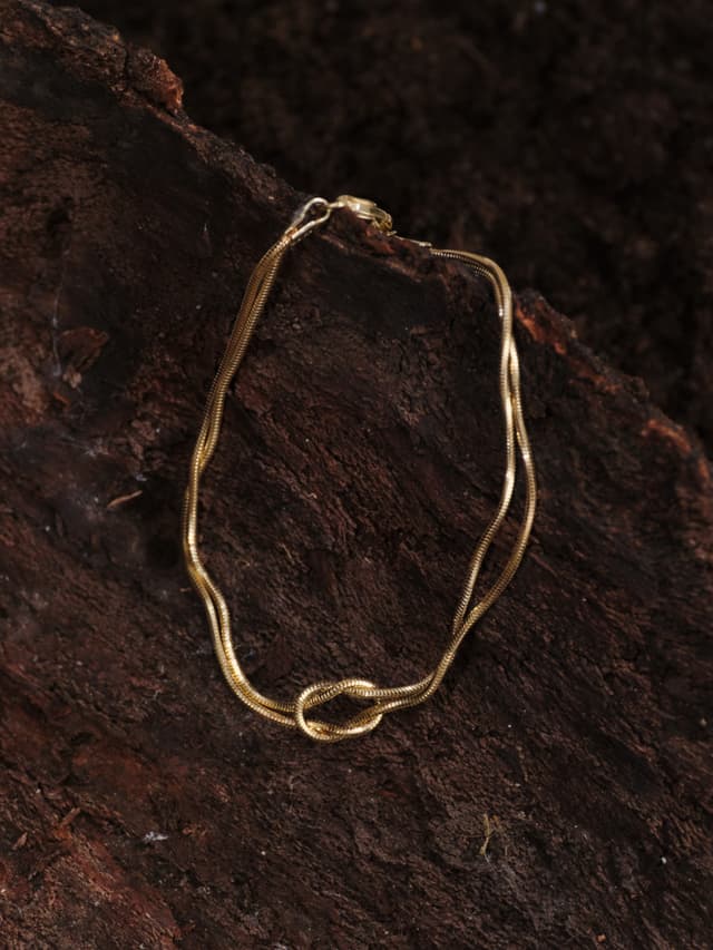 img_01KMFS7DJV7TYCZ8GW436MTMZB